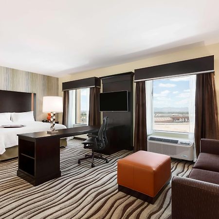 Hampton Inn & Suites El Paso/East Exterior photo